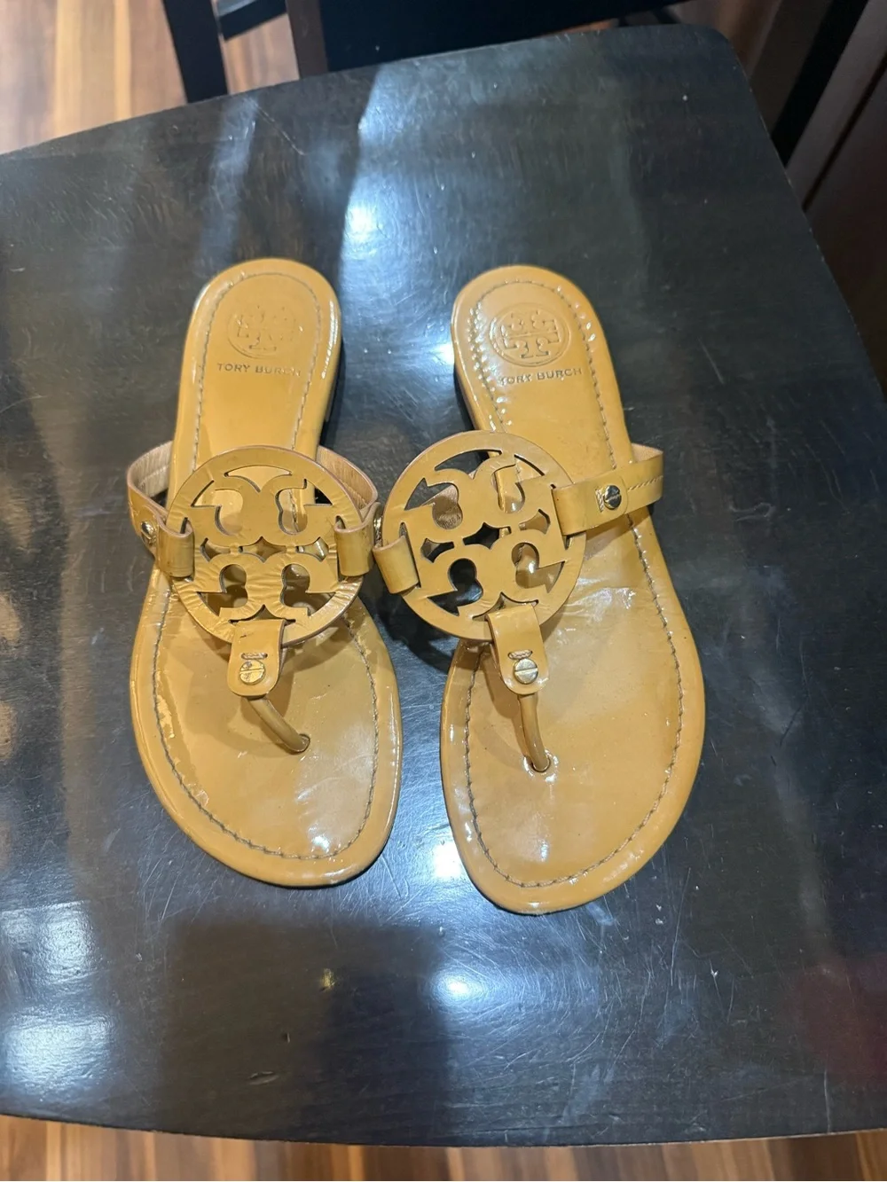 Tory Burch Logo Thong Sandals in Tan. 7.5